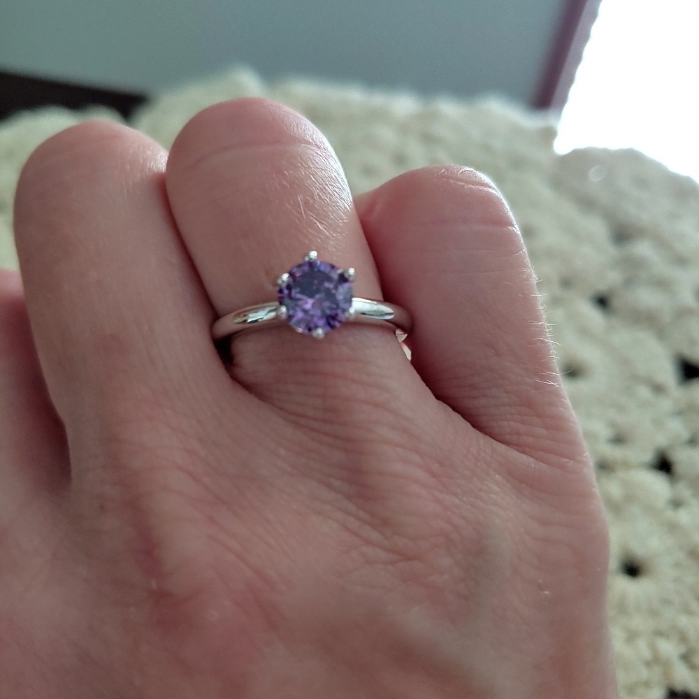 Bubbly Belle ring purple stone Ring